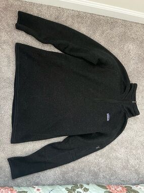 Patagonia Women’s Black Quarter-Zip Fleece Pullover